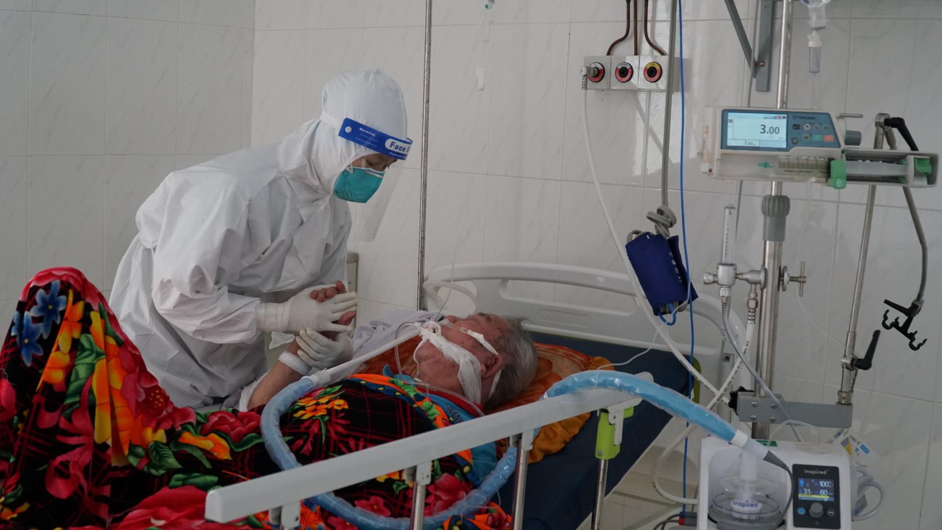 Chủ tịch UBND tỉnh yêu cầu các cơ quan, đơn vị, địa phương áp dụng linh hoạt các biện pháp phòng, chống dịch